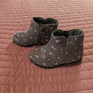 Cat & Jack Gray Floral Kids Boots